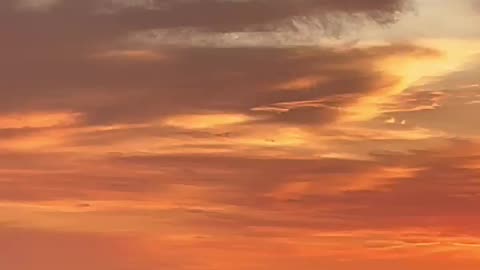 "Golden Serenity: A Breathtaking Sunset on a Peaceful Evening"