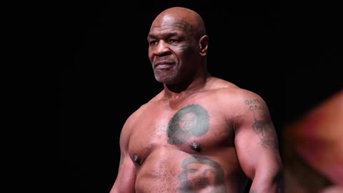 “YOU SCAMMER!” Tyson Fury MAKES FUN Of Mike For FAKING Fight With Jake Paul