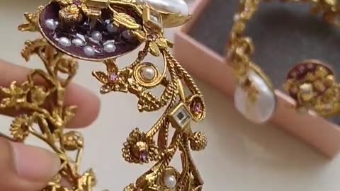 Handmade turkish work with morther of pearl bangle