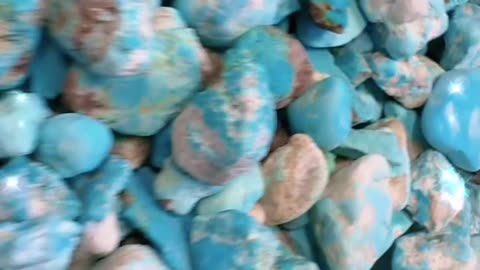 250610-1 Turquoise Rough: Colorful Blind Box Party Sealed in Stone