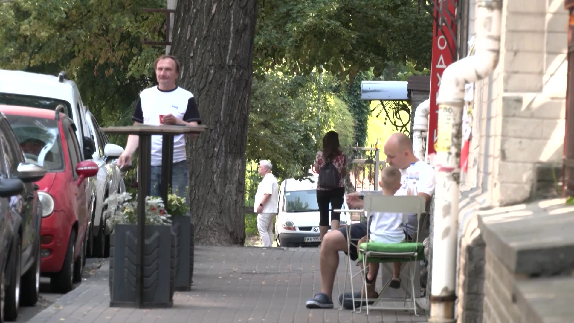 Kyiv residents persevere amid ongoing Russian attacks