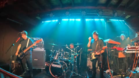 Straighten Out - Goodbye Toulouse - Bring On The Nubiles - Who Wants The World? - PJ Molloys, Dunfermline - 9th of May 2025