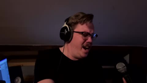 Never Been To Spain - Elvis Presley Cover .......