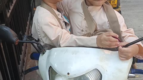 📹 Twin Brothers Going to Madrasa | Cute Muslim Kids Ready for School | Islamic Lifestyle Vlog