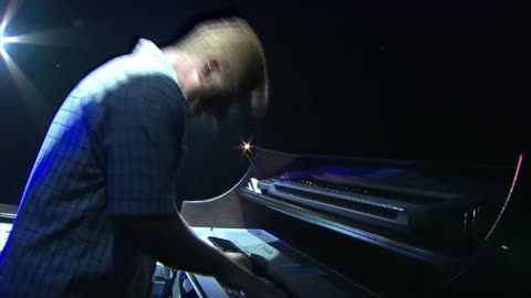 Something for You - Simply Red (live)