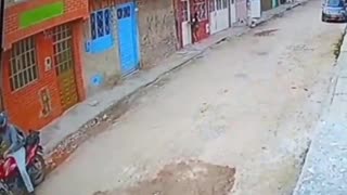 Hombre presuntamente abusa de una menor