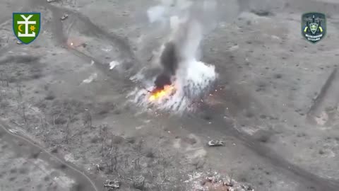 💣🚗 Ukraine Russia War | Russian Armored Vehicle Hit and Explodes in Siversk | RCF