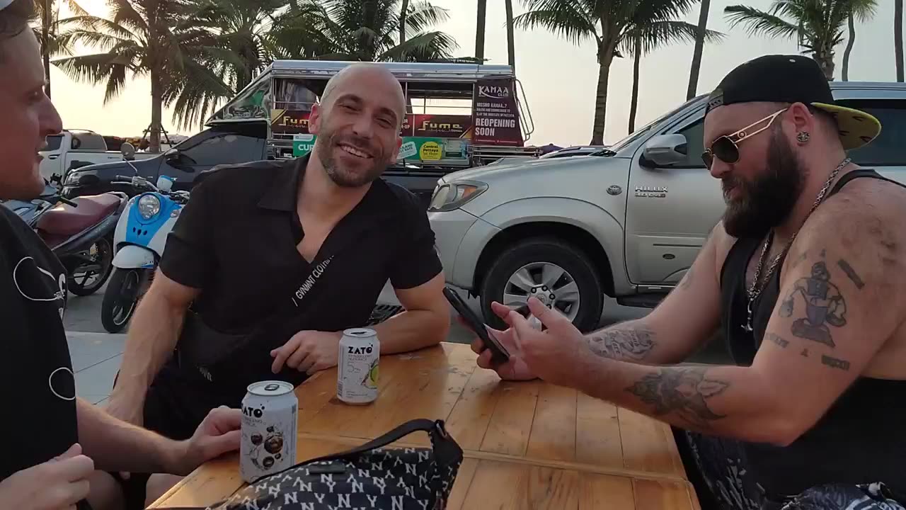 SOI 6 ALCOHOLIC PATTAYA BELLENDS