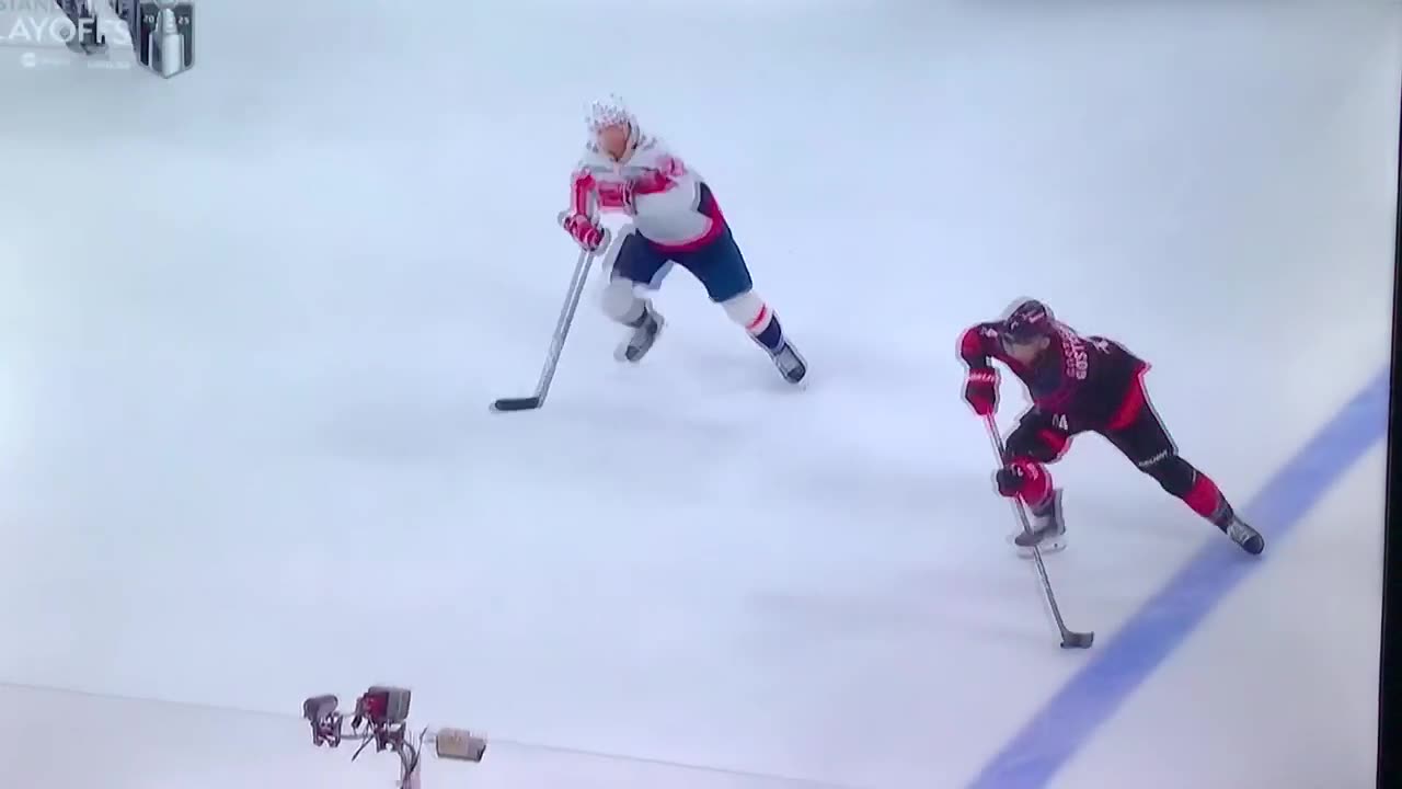 Hurricanes 🌀 D #4 Shayne Gostisbehere 🥅(3)🏒Wrist-Shot Goal