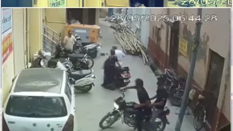 🚨 Daylight Chain Snatching Shocks Roorkee, Haridwar! 🚨