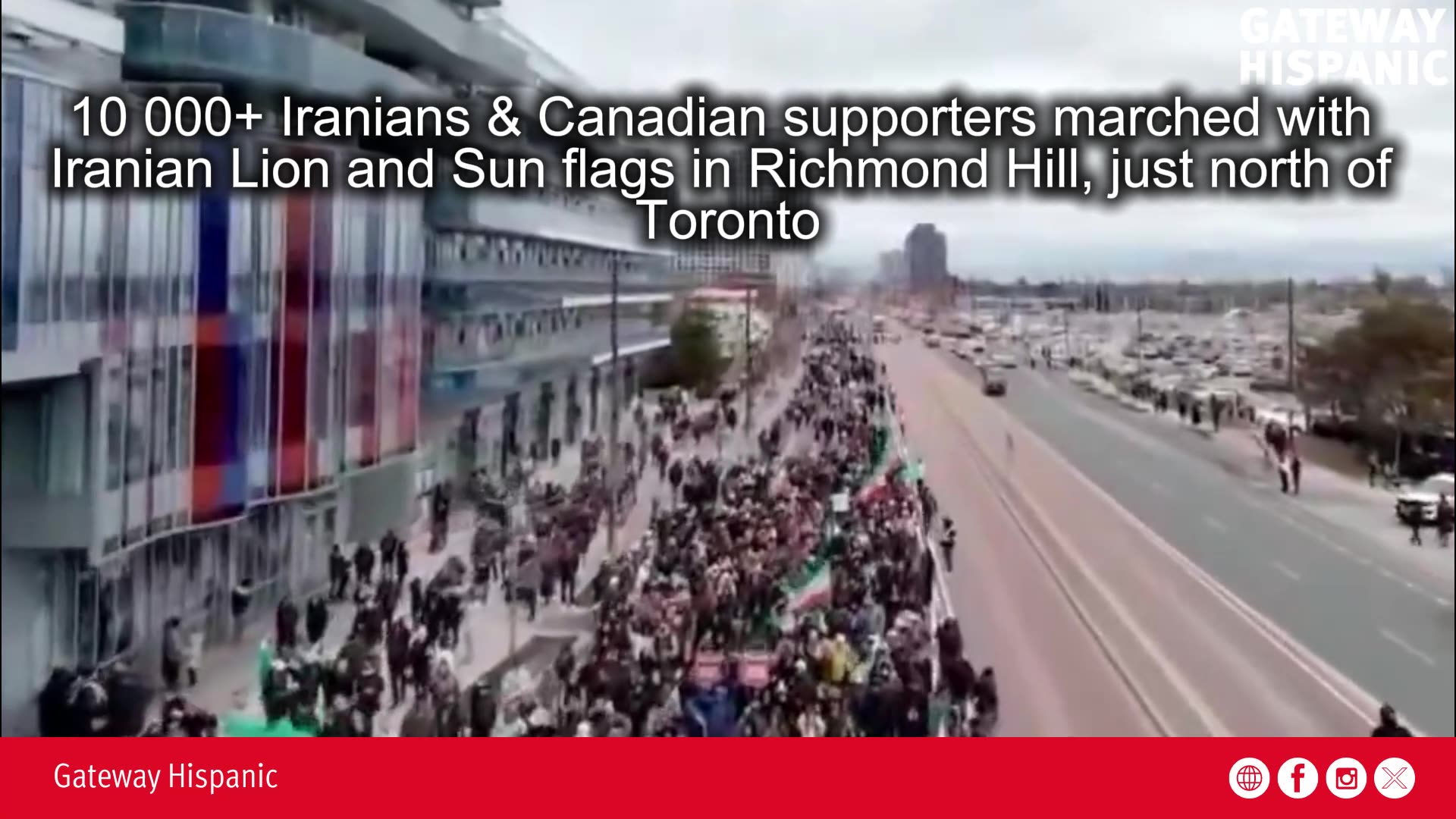 10,000+ Iranians and supporters march with Lion and Sun flags near Toronto (VIDEO)