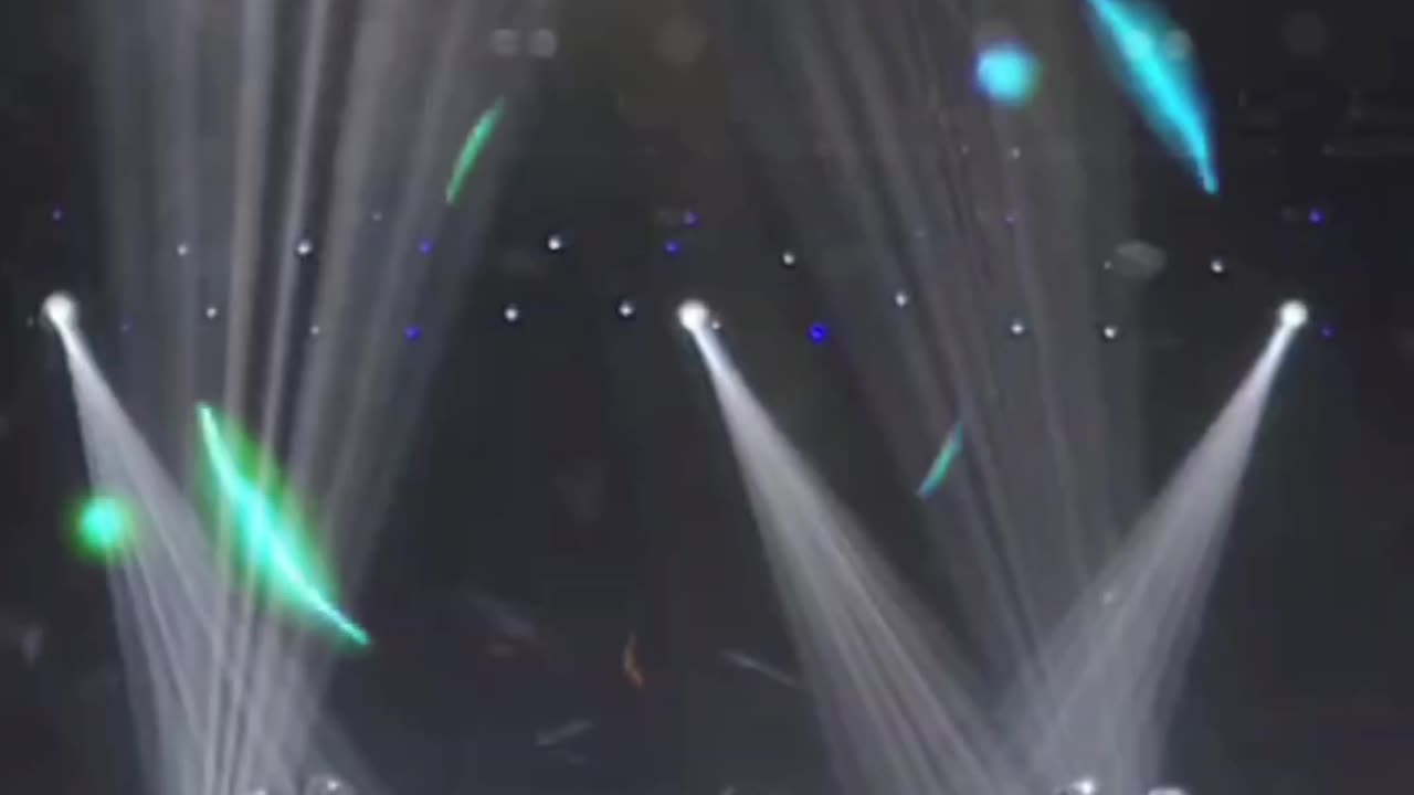 Mirror dance