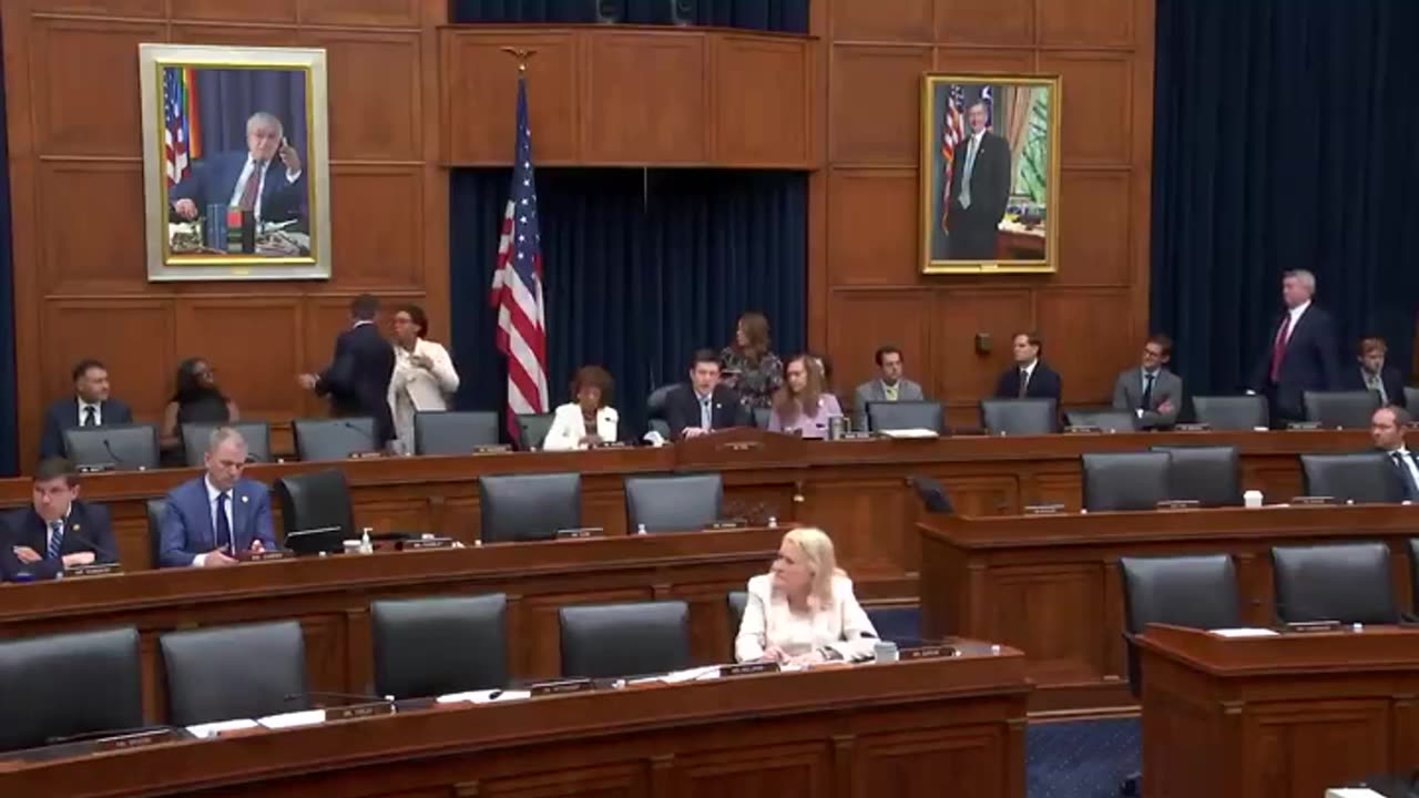 Dem Rep Angrily Derails Hearing Over Scott Bessent's Answer