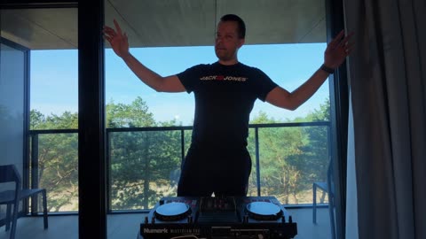 House Music 24/7