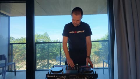 House Music 24/7