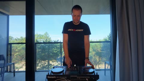 House Music 24/7
