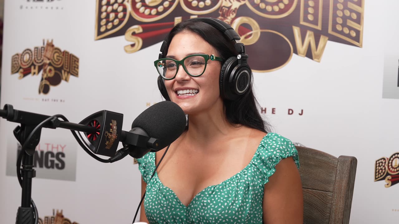 Jade Greene - I Love Doggy🐶 Especially When A Guy Pounds Me Out Hard🍆 And It Looks Good For The 🎥