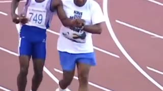 Derek Redmond’s dad helps him during the Olympics after he tore his hamstring