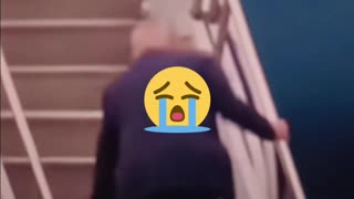 Trump and Marco stumble on plane steps