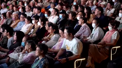 🎭🇺🇸 Ukraine Russia War | Satirical Opera Mocking Trump and Zelenskiy in Hong Kong | RCF