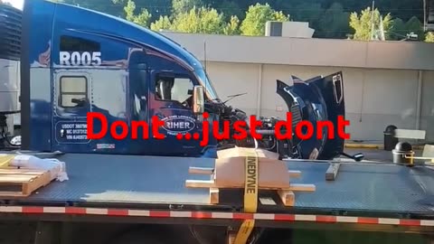 WHAT THE HAIL #reallifetruckers #truckdriver #truckinlifestyle #reallifetrucker #trucking
