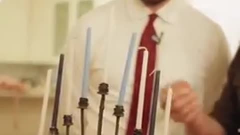 Zohran Mamdani celebrates Hanukkah with Mandy Patinkin and wife Kathryn Grody