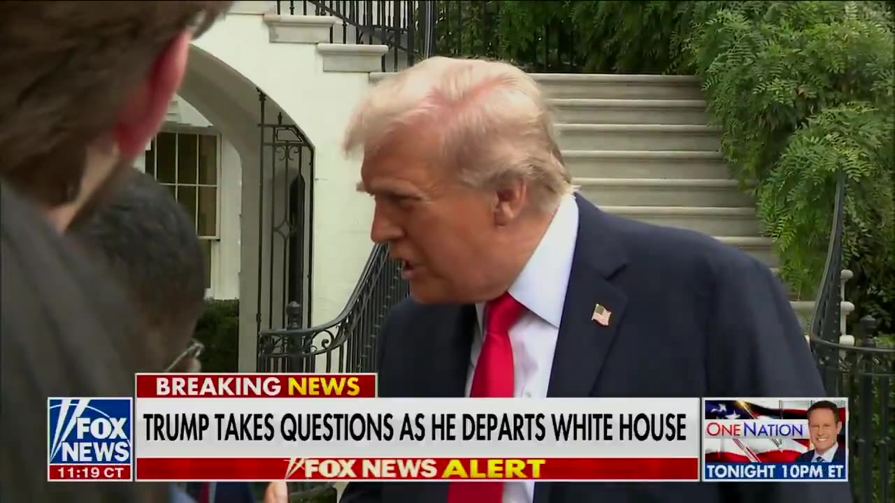 Trump shuts down reporter over question about Chicago