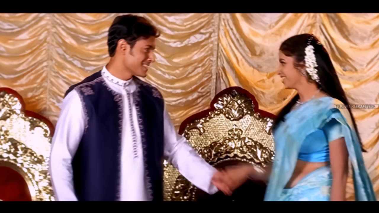 Veyi Kannulatho (Female Version) 4K Video Song __ Nee Sneham __ Udat Kiran __ Aarthi Agarwal