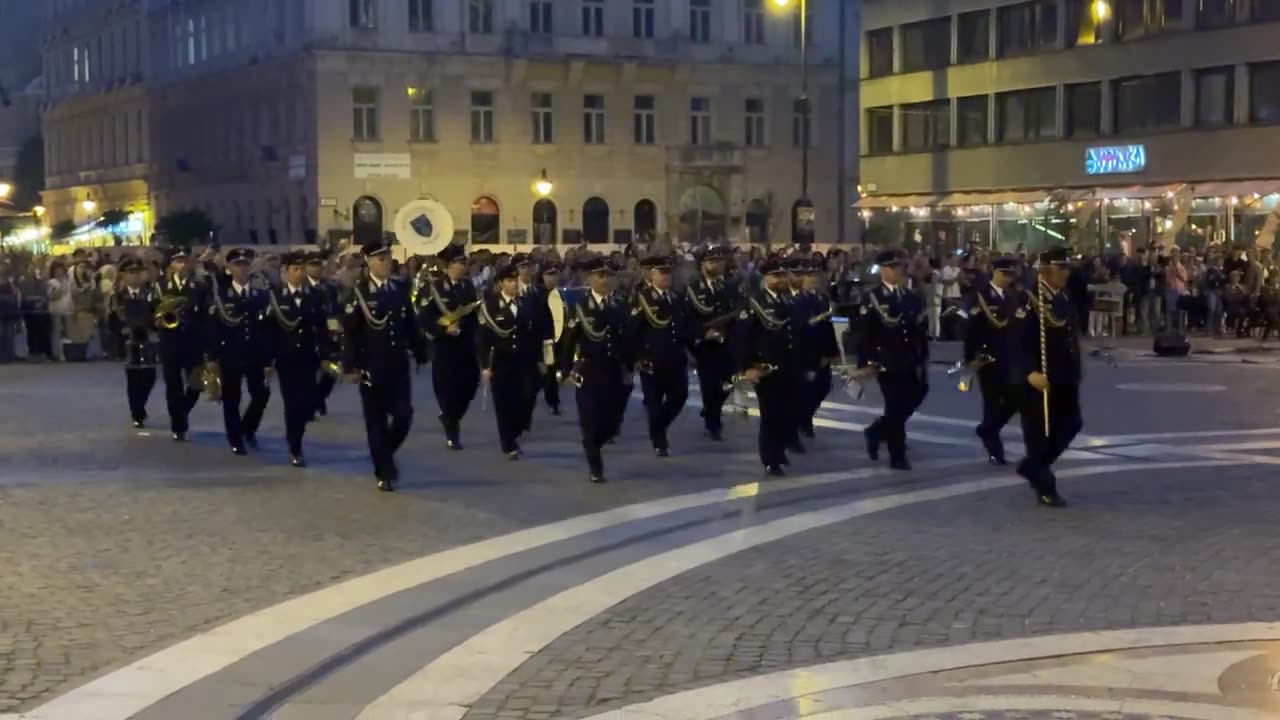 Katonazenekari Fesztivál Budapest in front St Stephen's Basilica