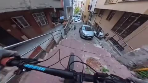 😮 Danger Cycle Ride