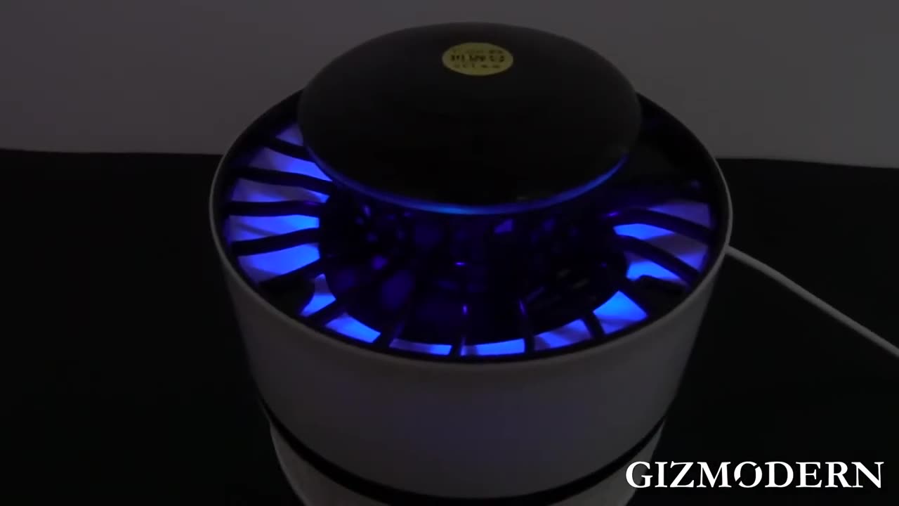 Get Rid of Bitey Bugs with USB-powered Photocatalyst Mosquito Killer Lamp
