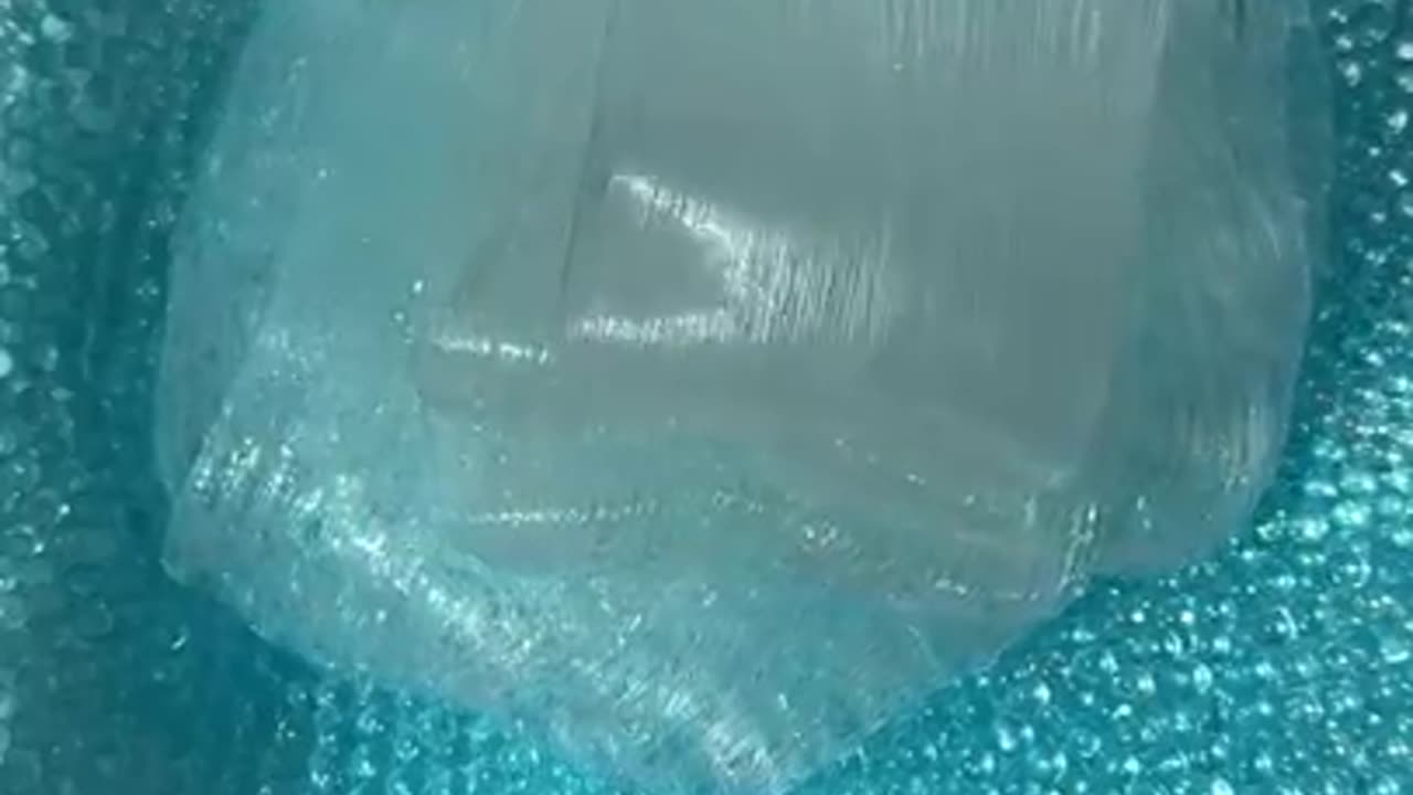 Make BILLIE EILISH SLIME with me (satisfying) 🐳