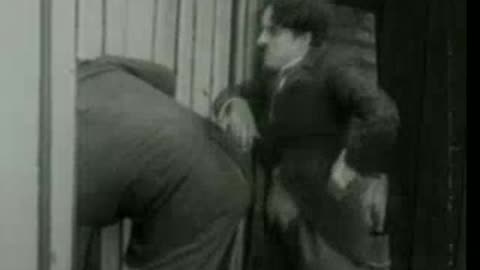 Charlie Chaplin's Charlott Mabel Aux Courses aka Gentlemen of Nerve (1914)