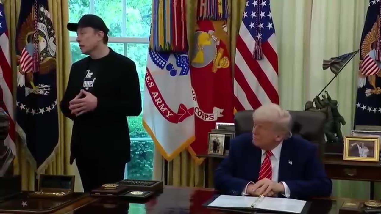 Watch Elon Musk Go Off on Reporter in Front of Trump - Farzad