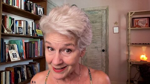 Lady Melody reads the Silver Chair-episode 1