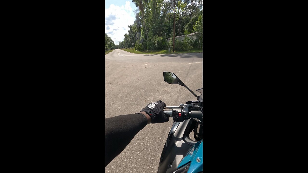 Signs You Have a Loyal Friend (Green Flag Edition)