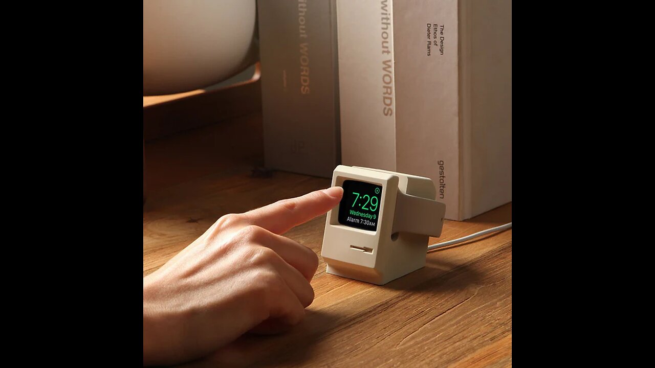 Old-school Style Apple Watch Stand, Compatible with Apple Watch Series 5, 4, 3, 2, 1 & 38~44mm
