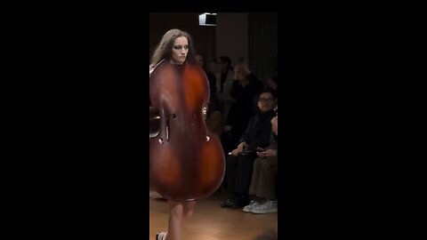 What is she wearing?? 🤣