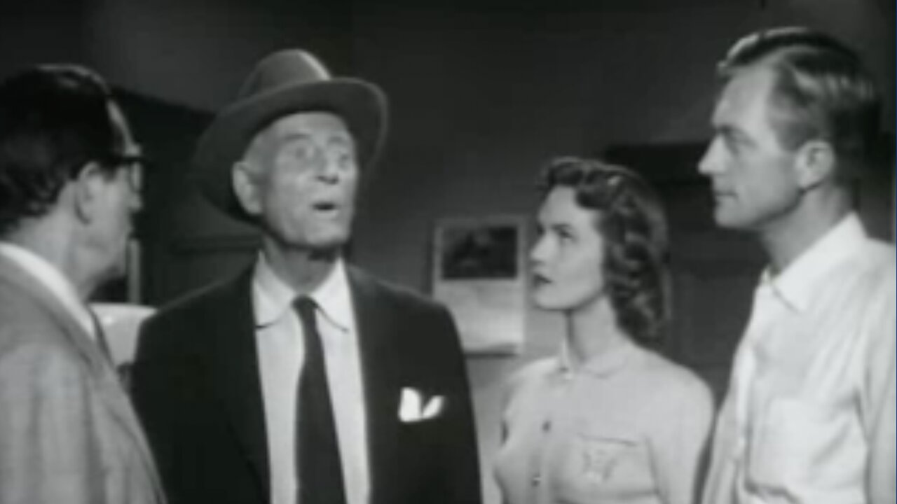 Public Domain: Mr. & Mrs. North S1.E1 ∙ Weekend Murder