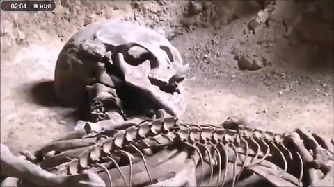"Unveiling the Truth: Giant Nephilim Skeleton Discovered at Khao Khanap Nam Cave"