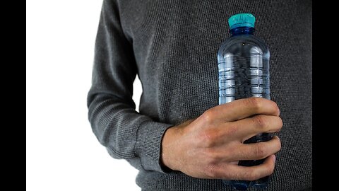 Microplastics in Drinking Water Raise Global Health Risks, Experts Urge Urgent Action