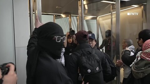 Protesters Attempt to Go In Occulus WTC "Donald Trump You Can't Hide" at Pro-Palestine demo NYC