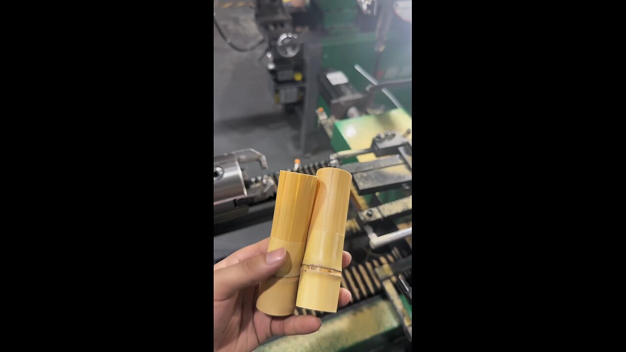 The real peeling machine comes to see the processing bamboo products tea set