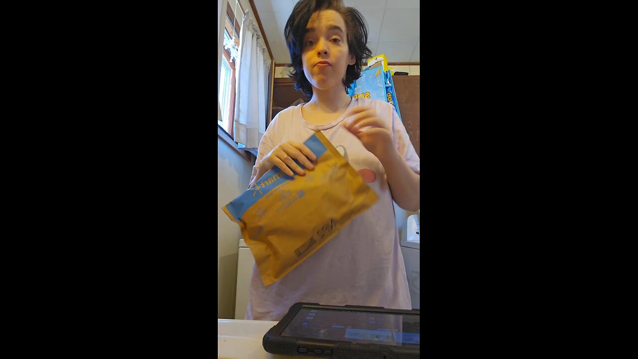 Hi, my little horrors! Get ready for the day with me to go to my Wiccan Family's for the weekend!