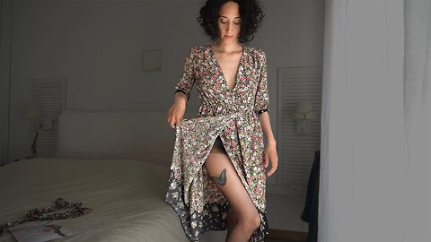 [4k] Ariannys in Golden Lady My Secret black tights Try-On