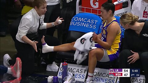 👀 Kelsey Plum INJURES ANKLE, wraps it & returns to game | Los Angeles Sparks WNBA women's basketball