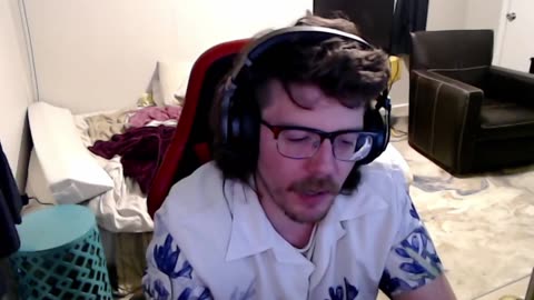 We're Talking Fishtank： Dillem [cqkd_QejG9Q]