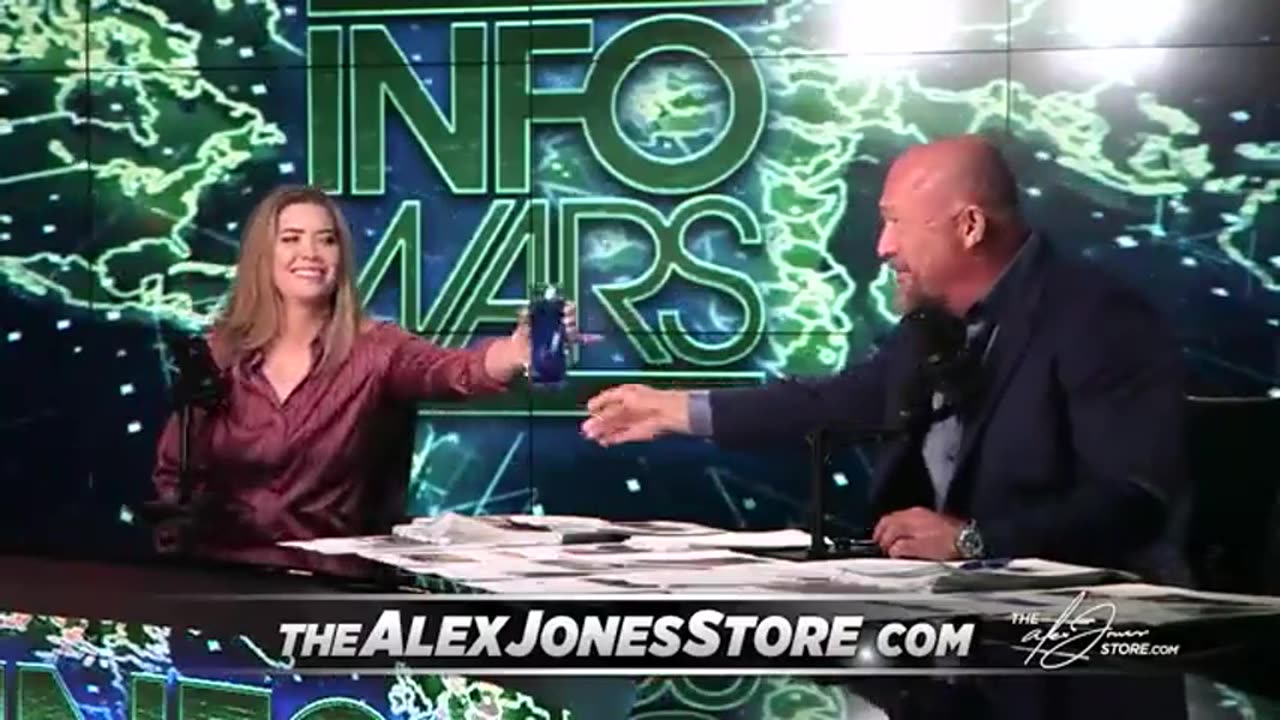EXCLUSIVE: World's Top Sniper Says Charlie Kirk Assassin Did Not Appear To Be Professional!