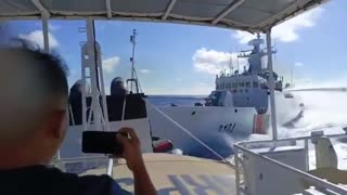Chinese Warships Collide While Harassing Philippine Coast Gaurd
