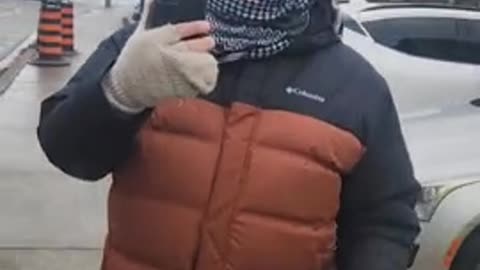 Man Confronts HAMAS Supporters In Toronto